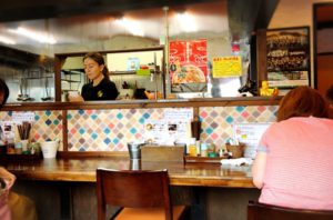 長野こまちで満点評価!松本『らぁ麺 しろがね』行列必須の人気ラーメン店レポ!