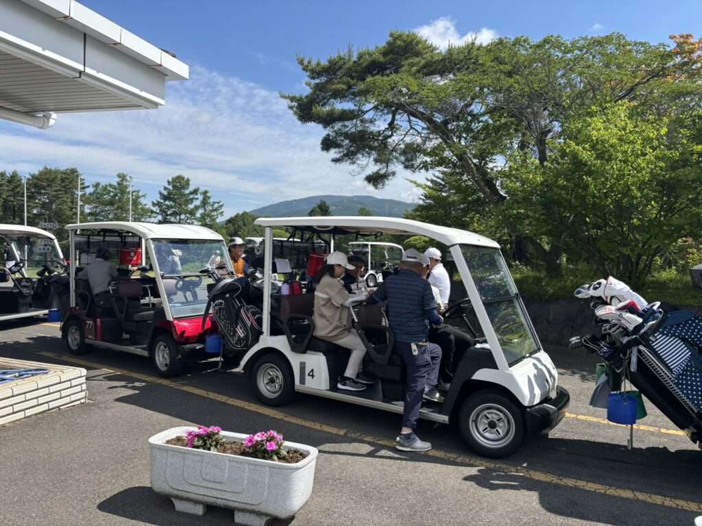 塩嶺カントリークラブで社内ゴルフコンペを開催しました！